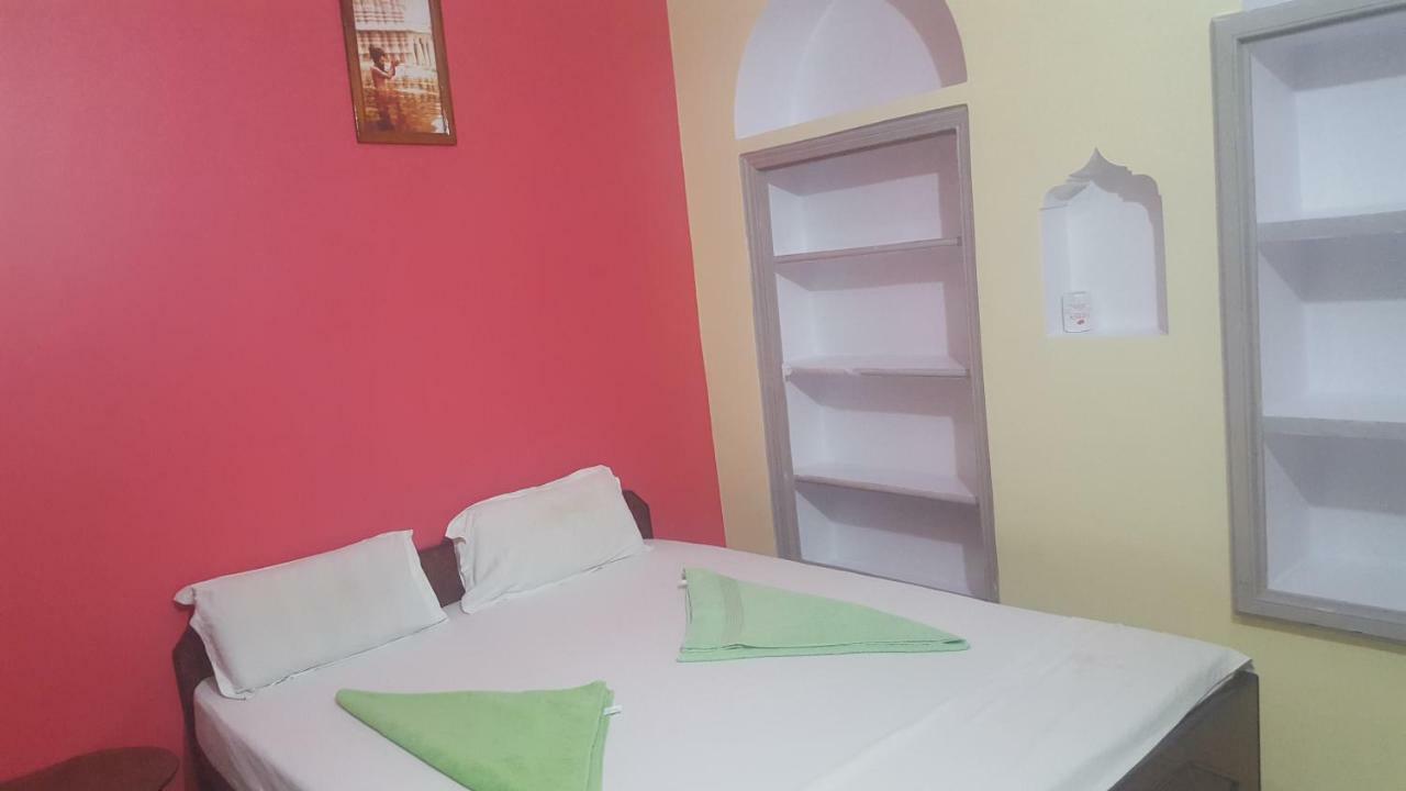Baba Guest House Варанаси Экстерьер фото